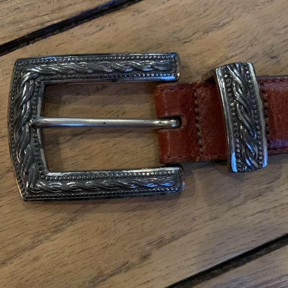 Vintage Brown Leather Brighton Belt - Picture 2 of 9